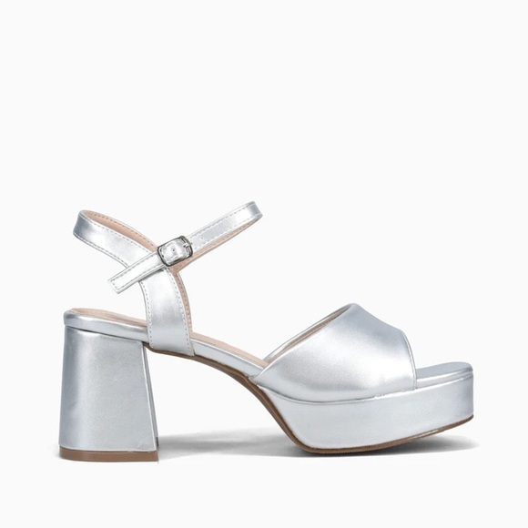 Silver BKS Block Heel Sandals - Size 10M - Picture 1 of 14